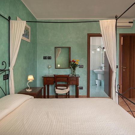 B&B Villa Barbarossa Petrignano Buitenkant foto