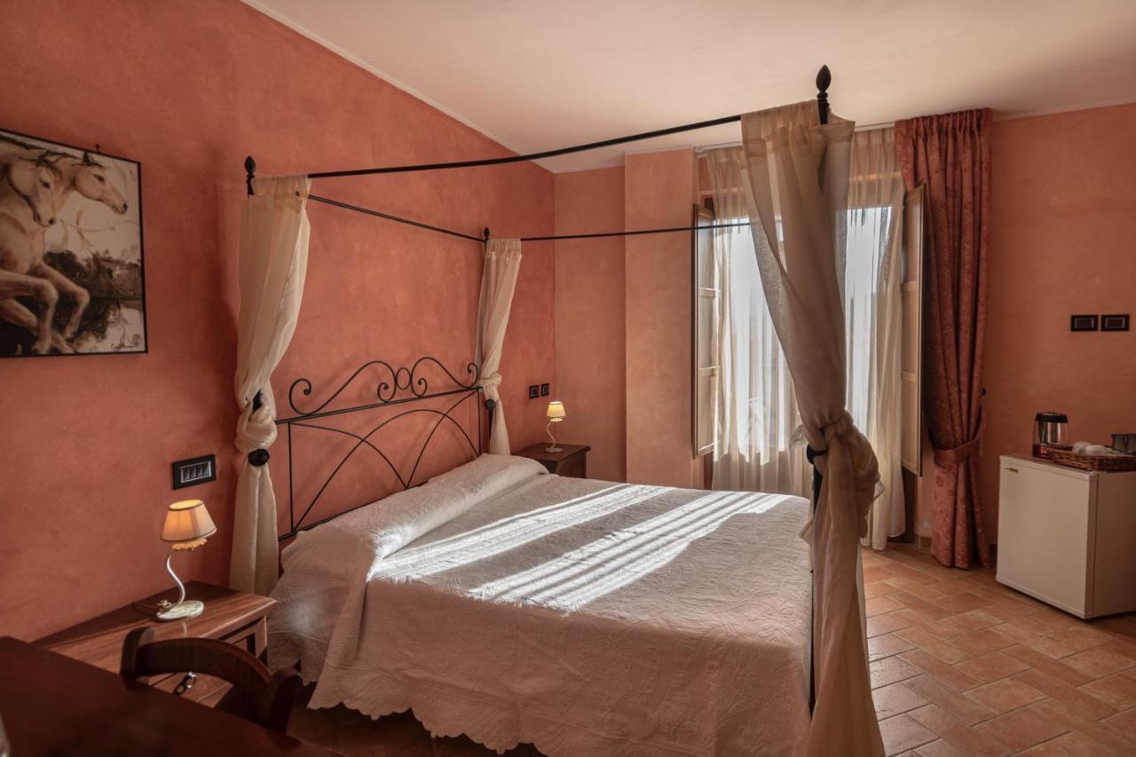 B&B Villa Barbarossa Petrignano Buitenkant foto