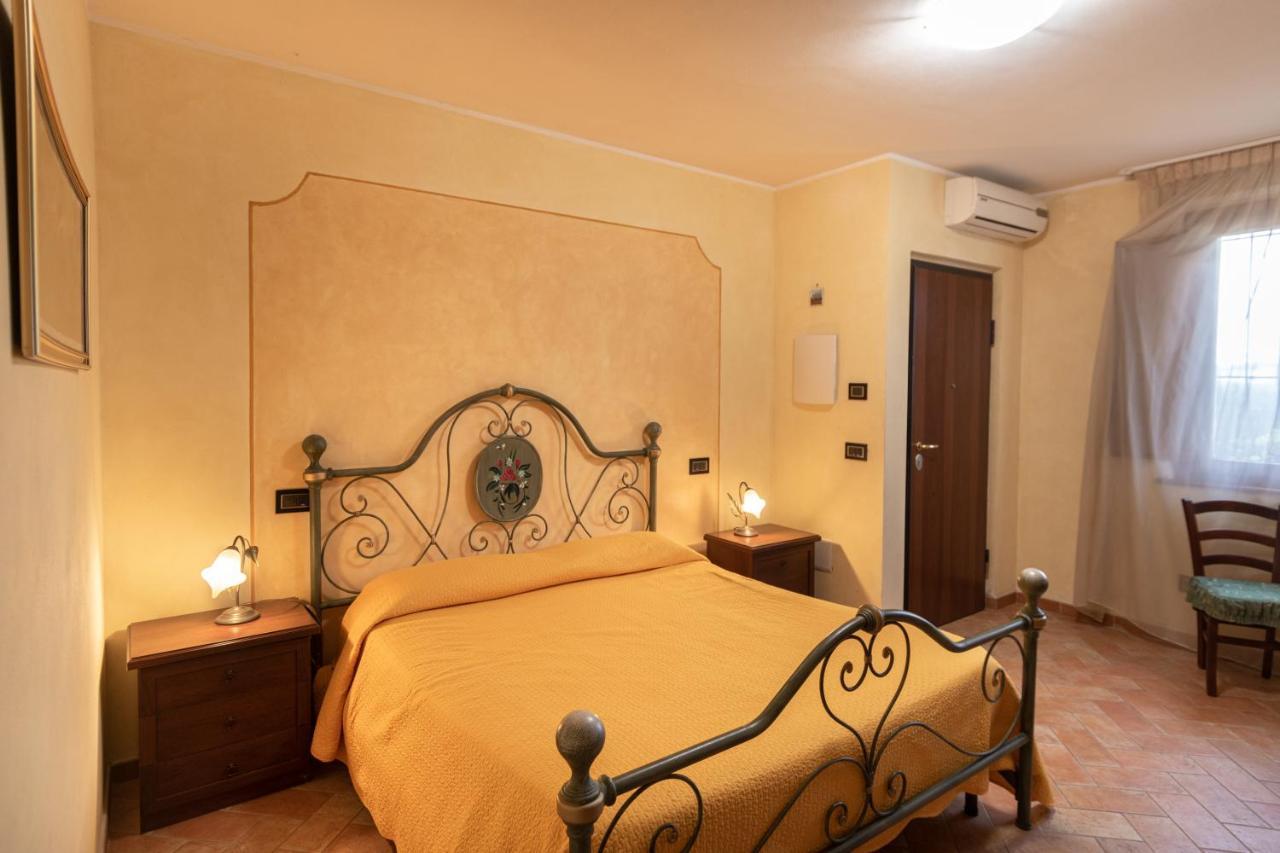 B&B Villa Barbarossa Petrignano Buitenkant foto
