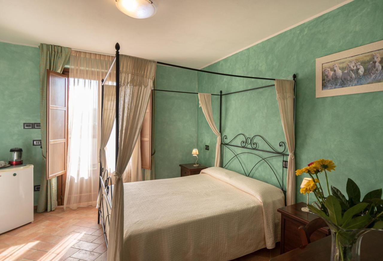 B&B Villa Barbarossa Petrignano Buitenkant foto