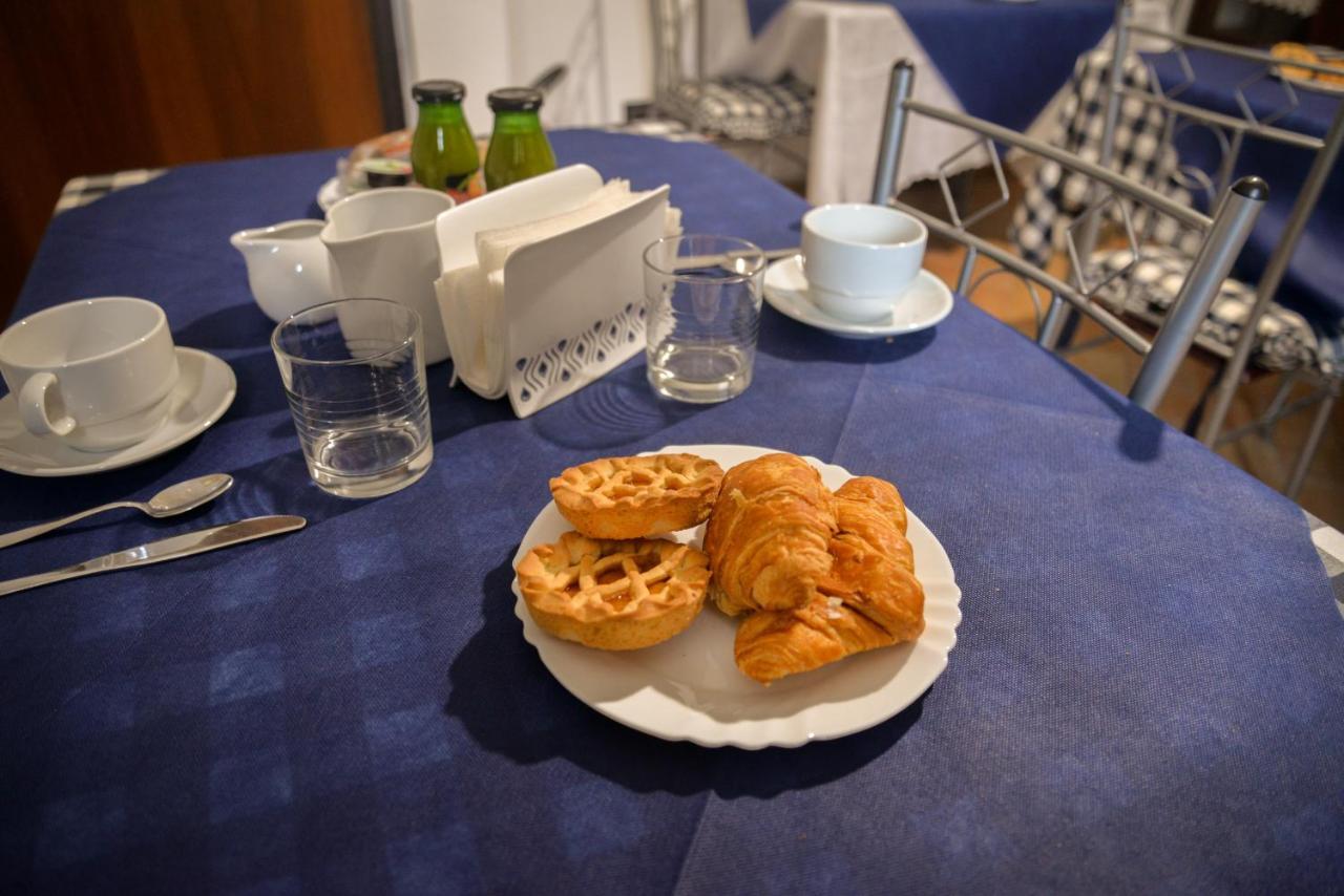 B&B Villa Barbarossa Petrignano Buitenkant foto