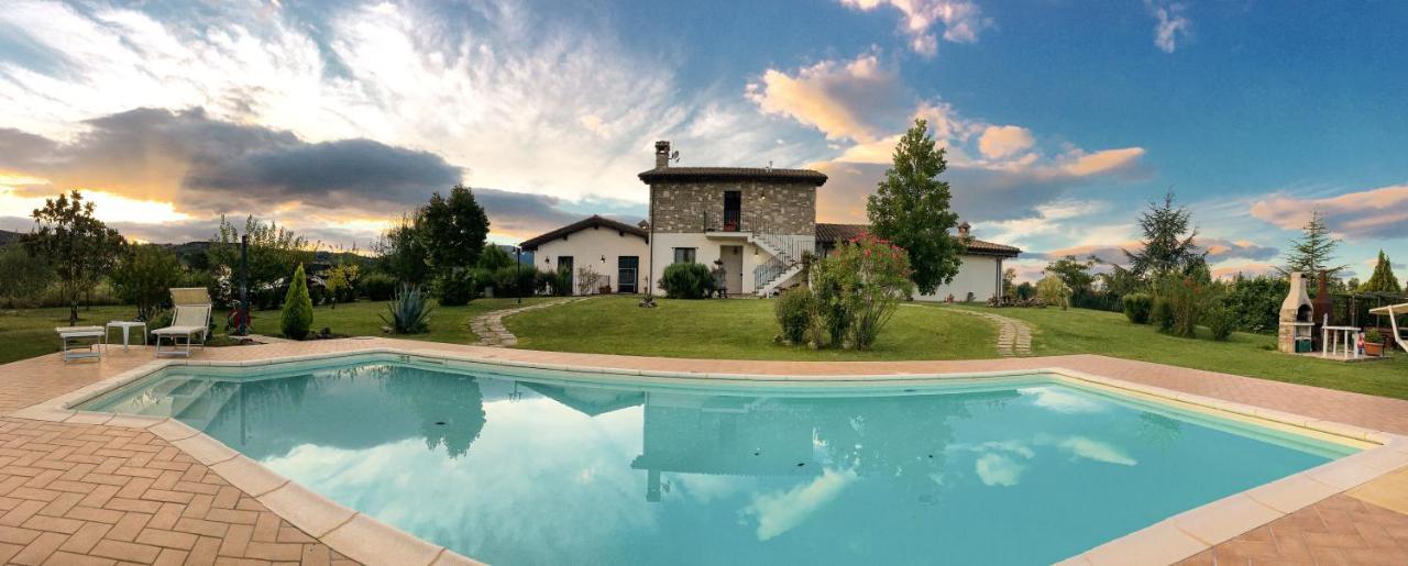 B&B Villa Barbarossa Petrignano Buitenkant foto