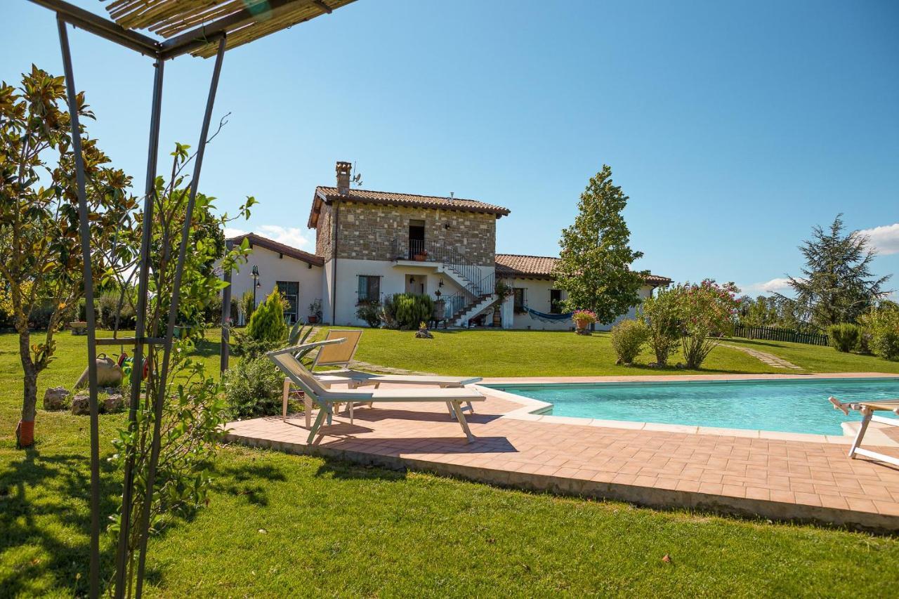 B&B Villa Barbarossa Petrignano Buitenkant foto