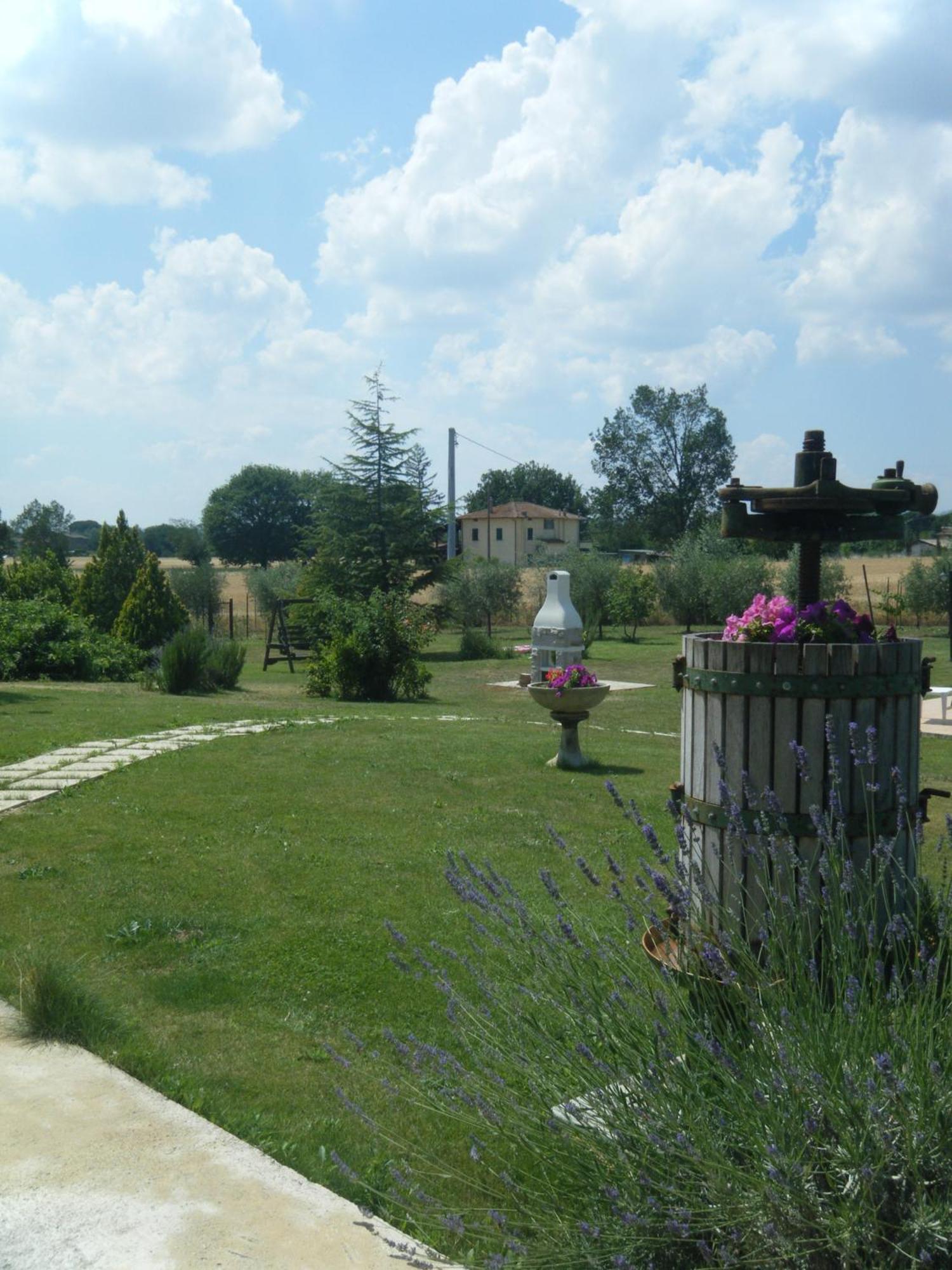 B&B Villa Barbarossa Petrignano Buitenkant foto